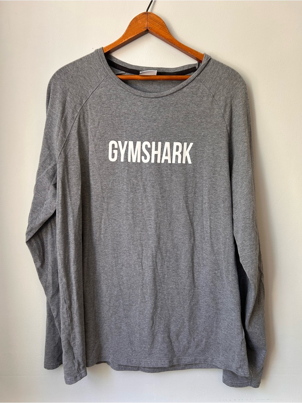 Gymshark Athletic Fit Gray Long‎ Sleeve Pullover Shirt Sz XL